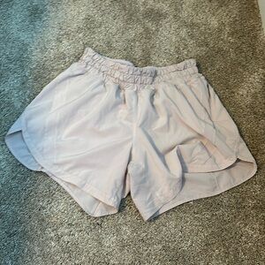 Lululemon size 6 shorts
